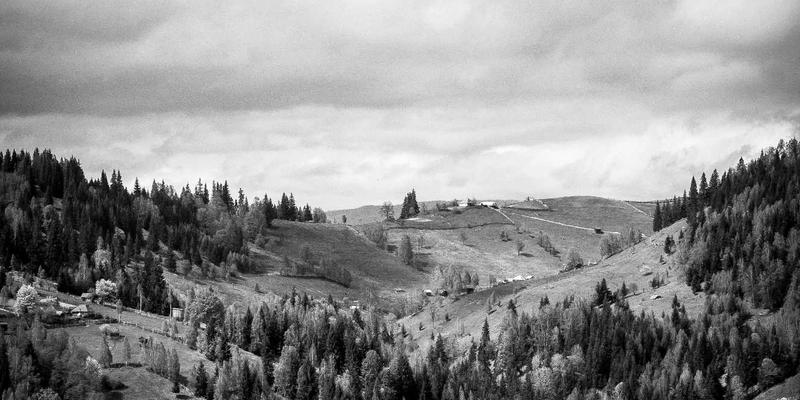 跨越人生周期的财富密码：股票市场与加密货币的投资理财策略