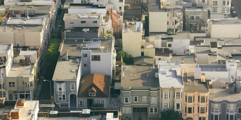 高净值人士财富传承规划：信托与保险工具深度解析 | 金融资讯与市场分析